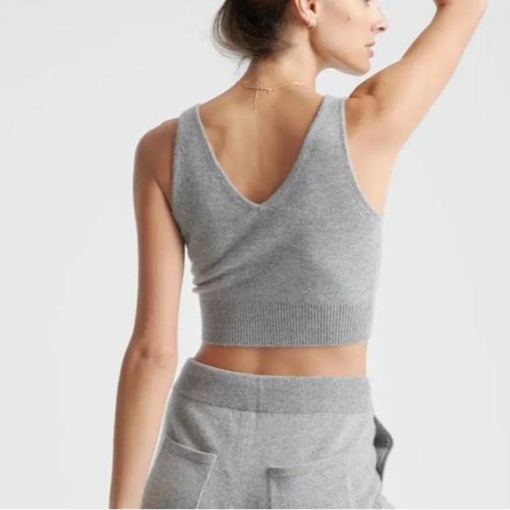 Quince Cashmere Cropped Tank - Picture 2 of 5